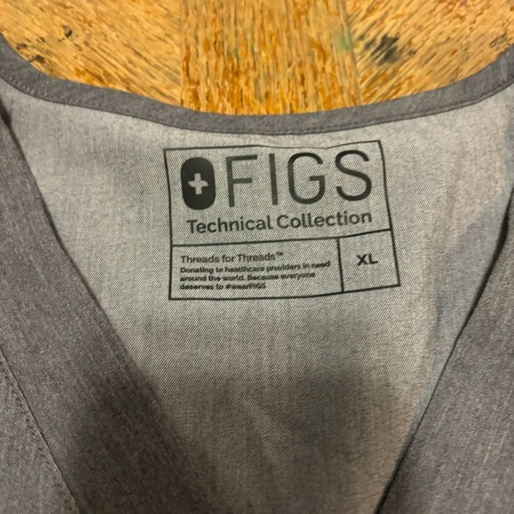 Figs Technical Collection XL Mens Scrub Top Gray Work Hospital #5998 - Picture 3 of 6